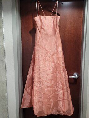 Lenovia 6001C Size Large 11-12 Coral Prom Dress